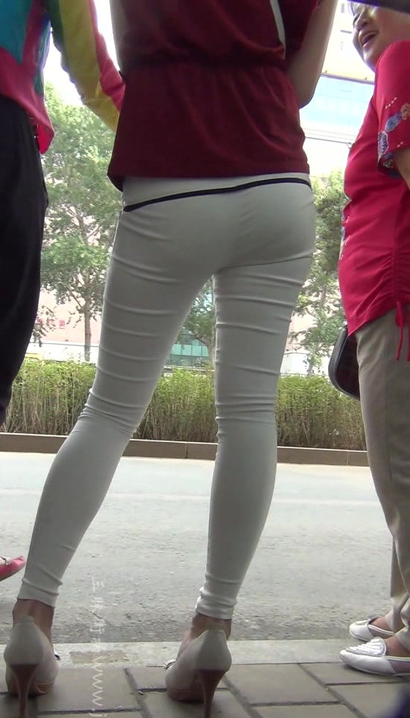 【视频】偶遇身材匀称的时髦清雅装束圆臀御姐[VS-760Y]