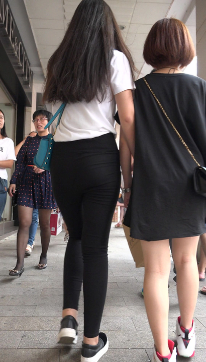 【视频】抓拍温婉可人的风尚精美穿扮圆臀辣妹[PN-F3ER]